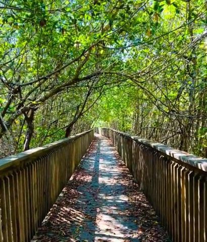 530 N 7th Place, Vero Beach, FL 32962