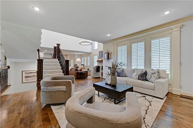 11212 W 164th Street, Overland Park, KS 66221