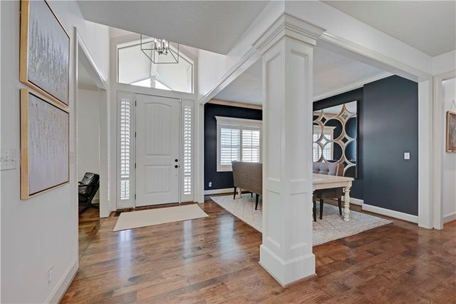 11212 W 164th Street, Overland Park, KS 66221