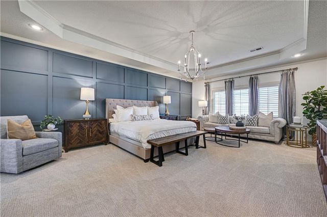 11212 W 164th Street, Overland Park, KS 66221