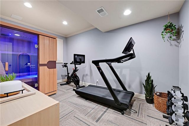 11212 W 164th Street, Overland Park, KS 66221