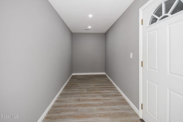 543 Clayton Road, Schenectady, NY 12304