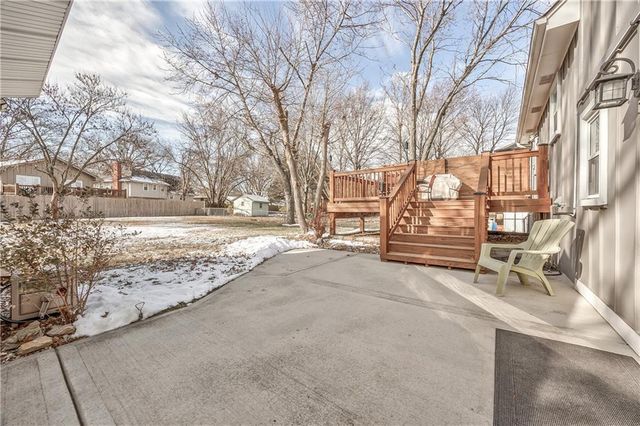 1409 E Oxford Place, Olathe, KS 66062