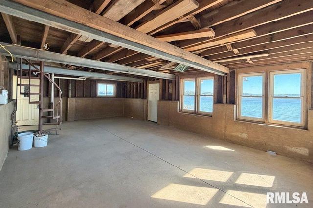 3456 IOWA Highway, Muscatine, IA 52761