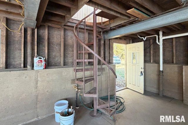 3456 IOWA Highway, Muscatine, IA 52761