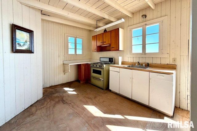 3456 IOWA Highway, Muscatine, IA 52761