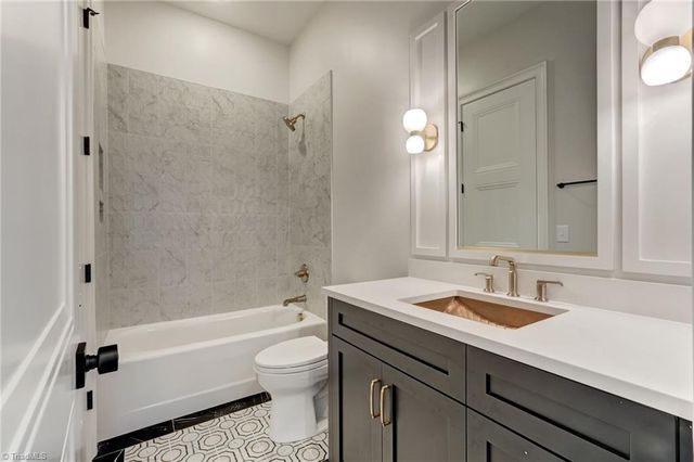 7688 Kyran Court, Oak Ridge, NC 27310