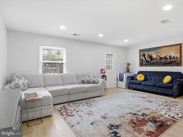 6382 PATIENCE CT, Alexandria, VA 22315