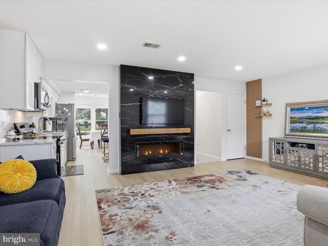 6382 PATIENCE CT, Alexandria, VA 22315