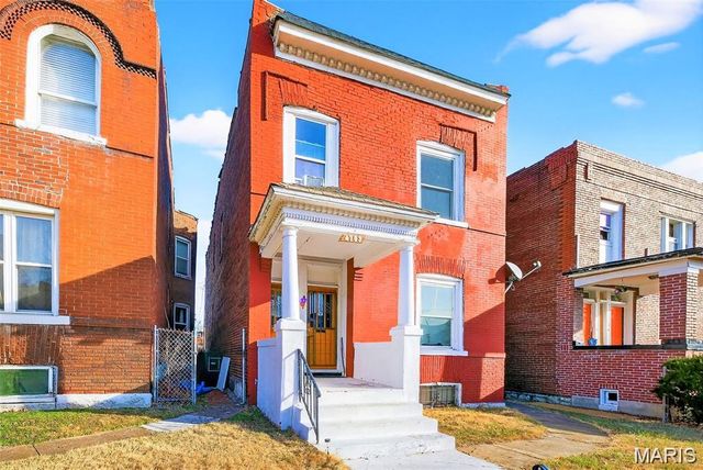 4703 Labadie Avenue, St Louis, MO 63115