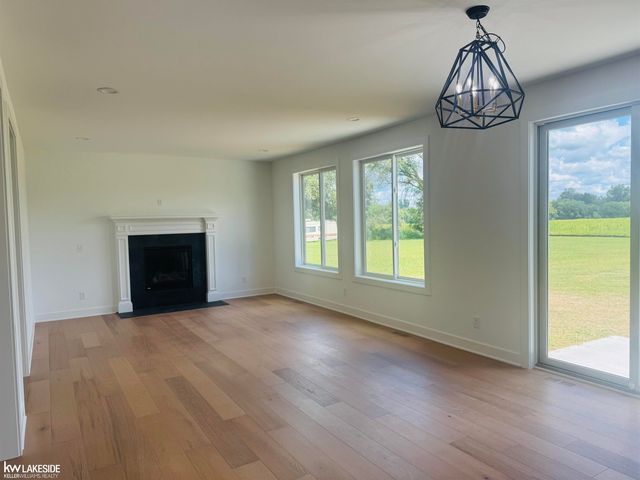 72160 Van Dyke Avenue, Romeo, MI 48065