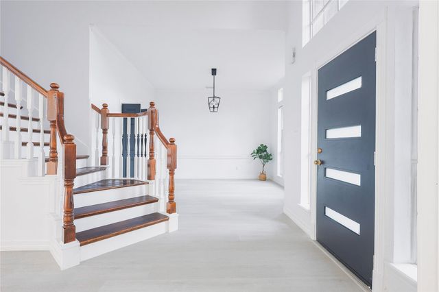 17527 Sandy Cliffs Drive, Houston, TX 77090