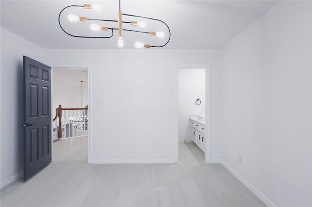 17527 Sandy Cliffs Drive, Houston, TX 77090