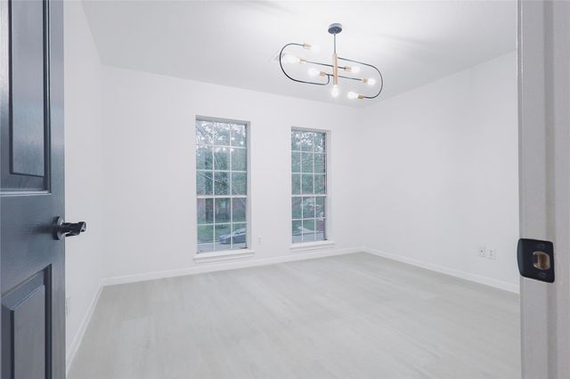 17527 Sandy Cliffs Drive, Houston, TX 77090