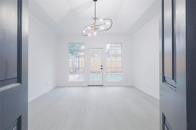 17527 Sandy Cliffs Drive, Houston, TX 77090