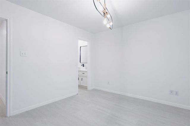 17527 Sandy Cliffs Drive, Houston, TX 77090