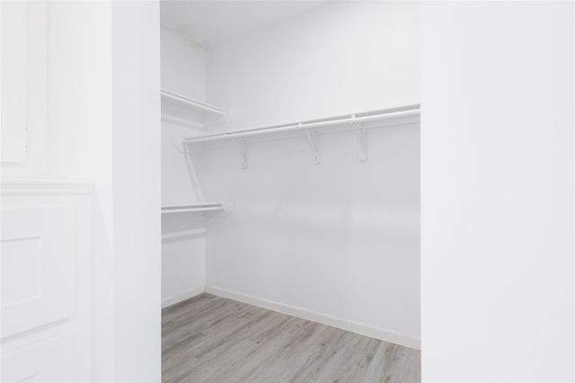 17527 Sandy Cliffs Drive, Houston, TX 77090