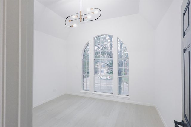 17527 Sandy Cliffs Drive, Houston, TX 77090