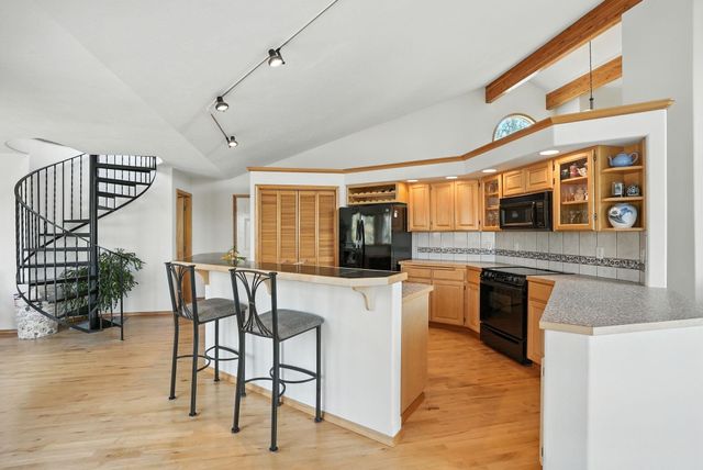 1607 E Wildflower Ln, Spokane, WA 99224