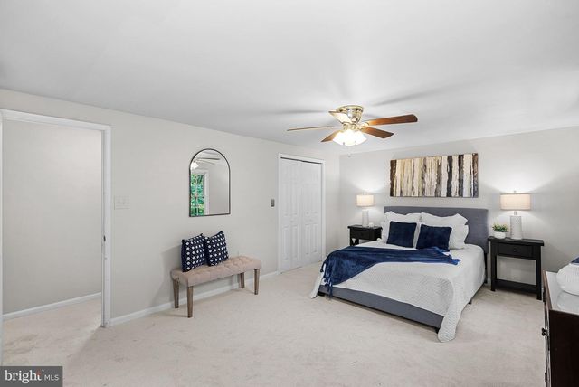 2284 DOSINIA CT, Reston, VA 20191