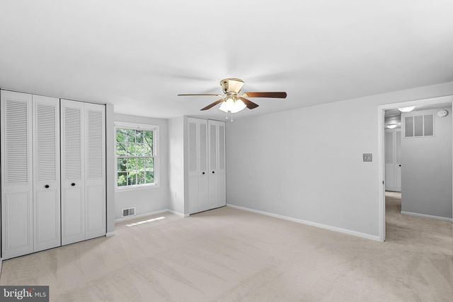 2284 DOSINIA CT, Reston, VA 20191