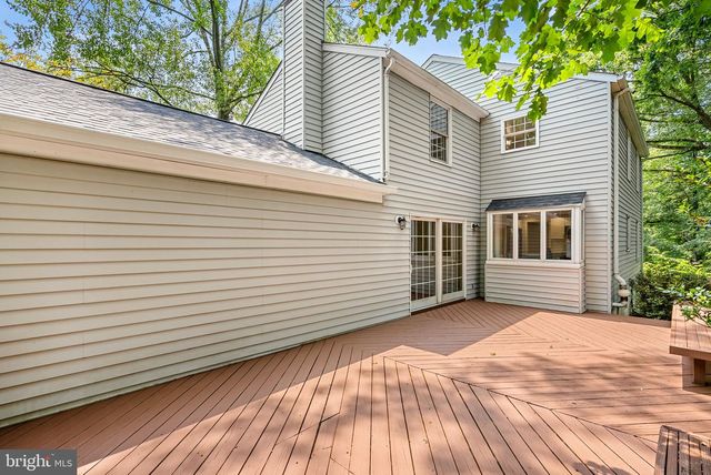 2284 DOSINIA CT, Reston, VA 20191