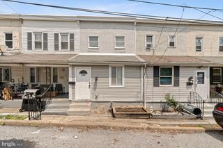 1359 GREEN ST, Marcus Hook, PA 19061