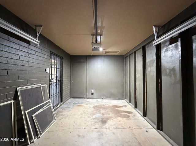 1331 E ELTON Avenue, Mesa, AZ 85204