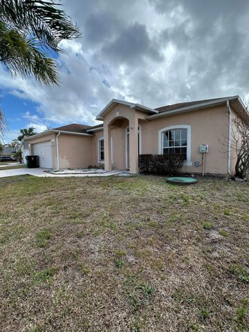 974 SE Albatross Avenue, Port St. Lucie, Port St Lucie, FL 34983