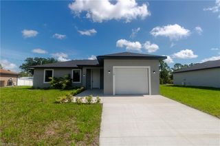 1119 Deauville ST E, Lehigh Acres, FL 33974