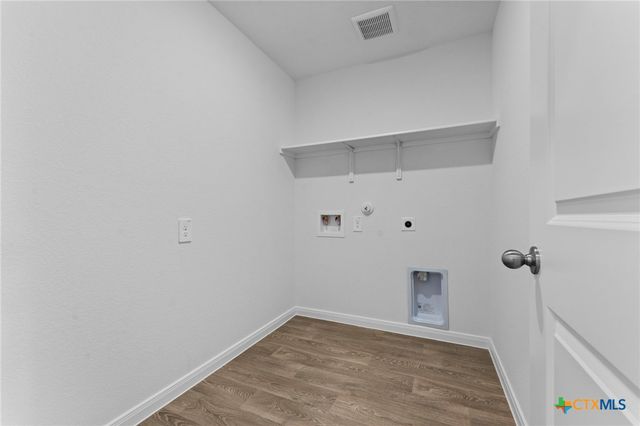 211 Las Lomas Drive, San Marcos, TX 78666