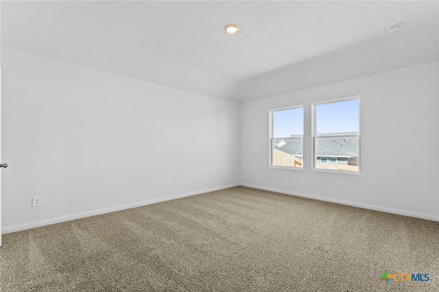 211 Las Lomas Drive, San Marcos, TX 78666