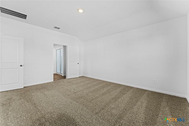211 Las Lomas Drive, San Marcos, TX 78666