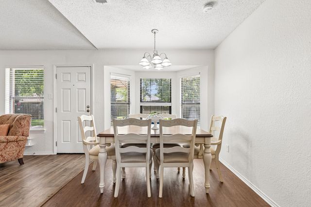 825 Bristol Avenue, Saginaw, TX 76179
