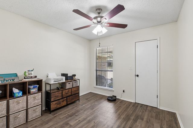 825 Bristol Avenue, Saginaw, TX 76179