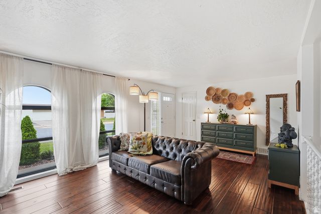 3063 W WINCHESTER DR, West Valley City, UT 84119
