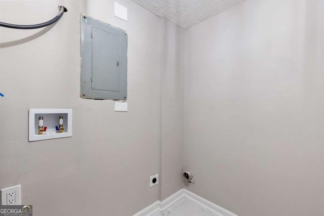 2531 Falcon Ridge Drive, Grayson, GA 30017