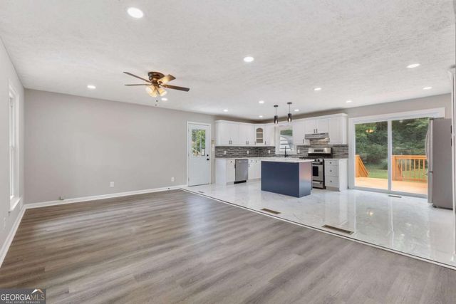 2531 Falcon Ridge Drive, Grayson, GA 30017