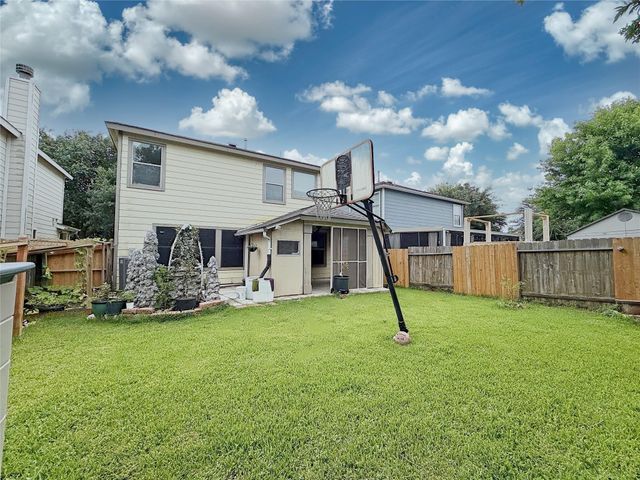 9507 Narnia Springs Court, Houston, TX 77075