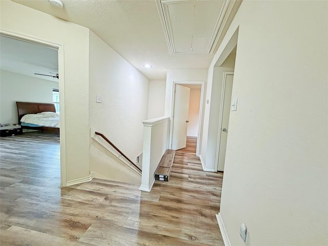 9507 Narnia Springs Court, Houston, TX 77075