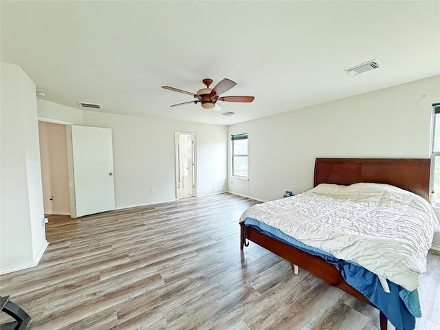 9507 Narnia Springs Court, Houston, TX 77075