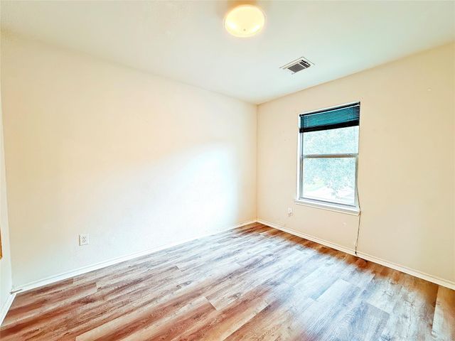 9507 Narnia Springs Court, Houston, TX 77075