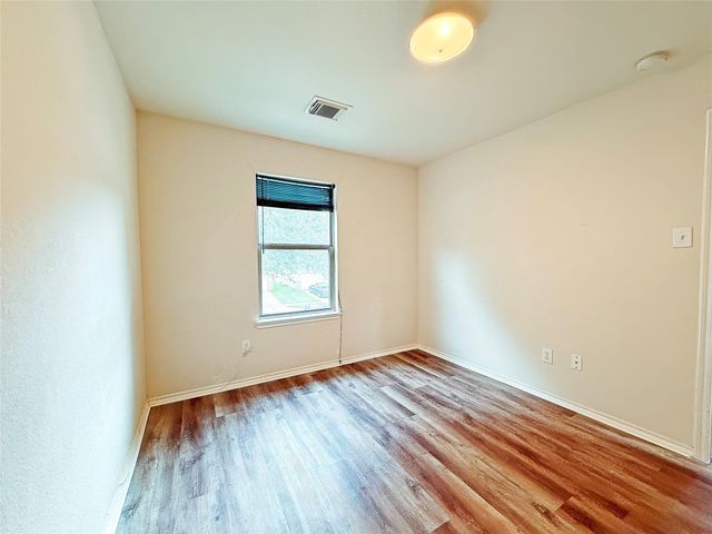 9507 Narnia Springs Court, Houston, TX 77075