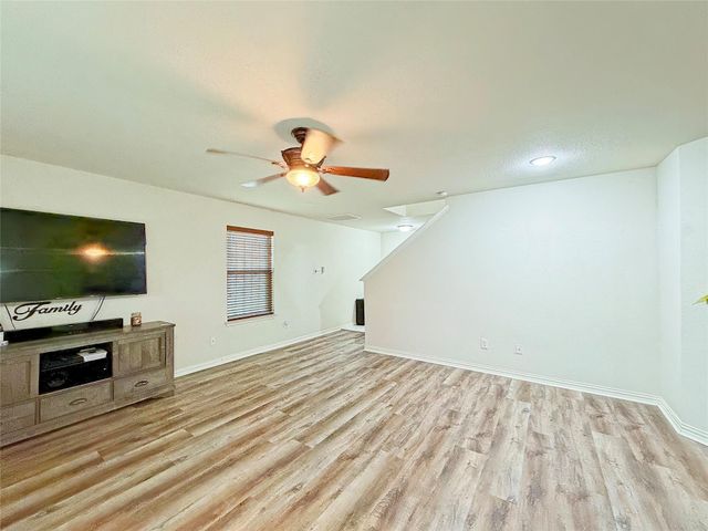 9507 Narnia Springs Court, Houston, TX 77075