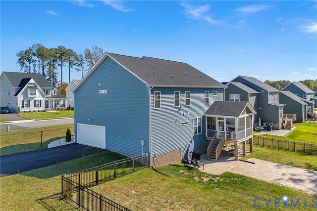 9400 Kinnerton Dr, Midlothian, VA 23112