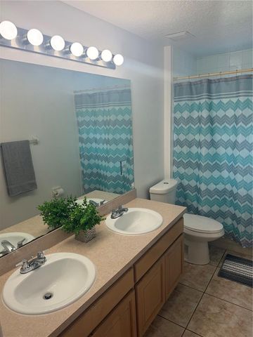 1901 ASHLEY OAKS COURT, St Cloud, FL 34771