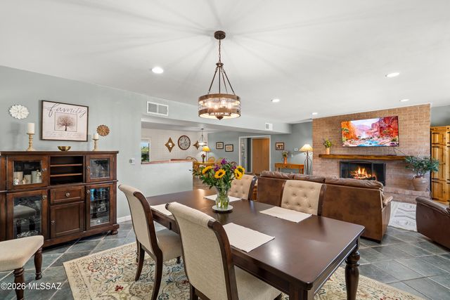 7005 N Wade Road, Tucson, AZ 85743