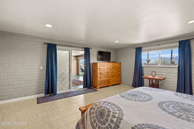 7005 N Wade Road, Tucson, AZ 85743