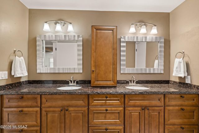 7005 N Wade Road, Tucson, AZ 85743