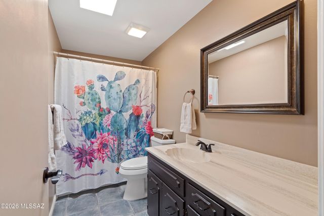 7005 N Wade Road, Tucson, AZ 85743